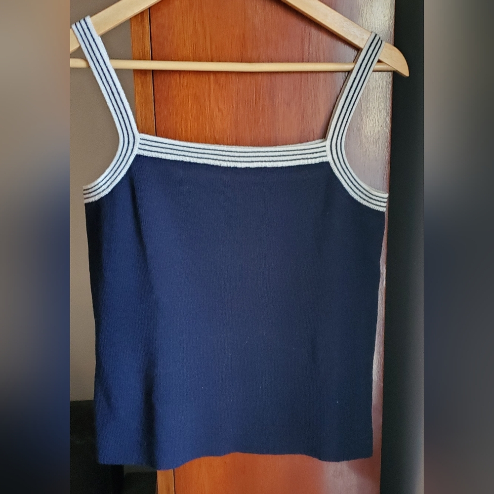 Liz Claiborne blue and white top size small.